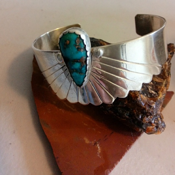 Handcrafted Jewelry - SOLD!!!! VINTAGE TURQUOISE CUFF